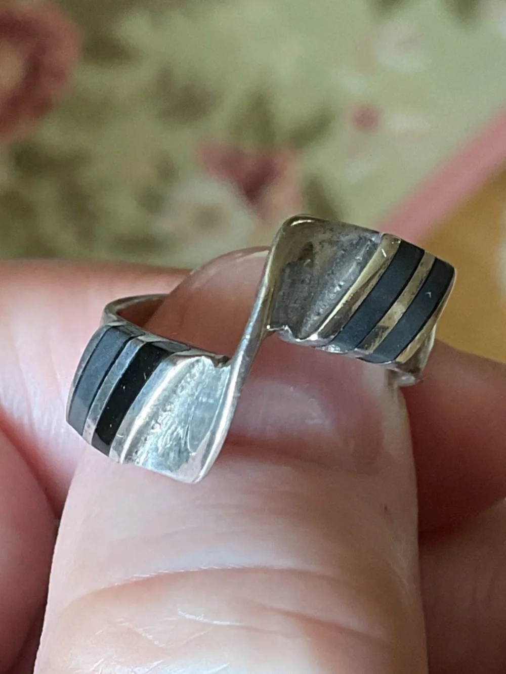 NWOT Sterling Silver 925 Black Enamel Design woman ring Size US 6.5